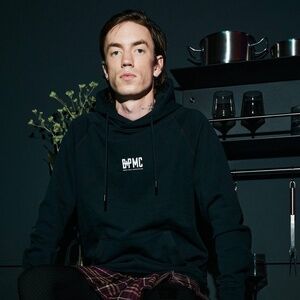 BUSTER+PUNCH BLACK HOODIE B+P MC